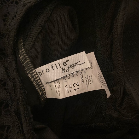 Lace One Piece Swimsuit Profile by Gottex - Picture 8 of 9